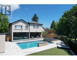 2711 SPRUCE NEEDLE COURT, Mississauga, Ontario