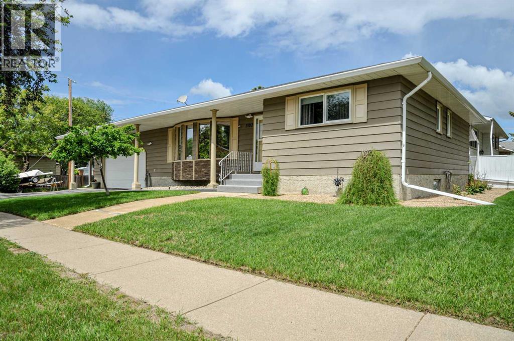 5102 54 Avenue, Camrose, Alberta  T4V 3C9 - Photo 1 - A2324653