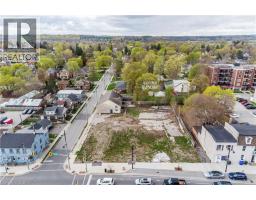 868 KING Street E, Cambridge, Ontario