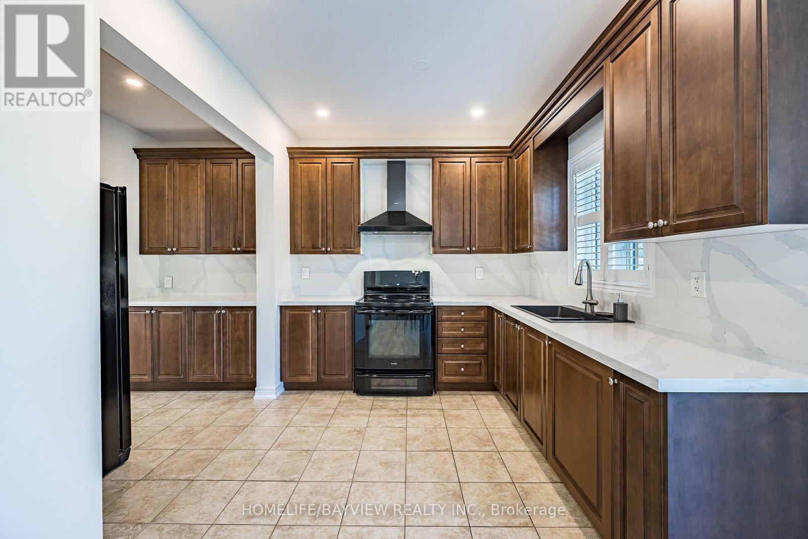 68 Ampezzo Avenue, Vaughan, Ontario  L4H 3K1 - Photo 16 - N13625354