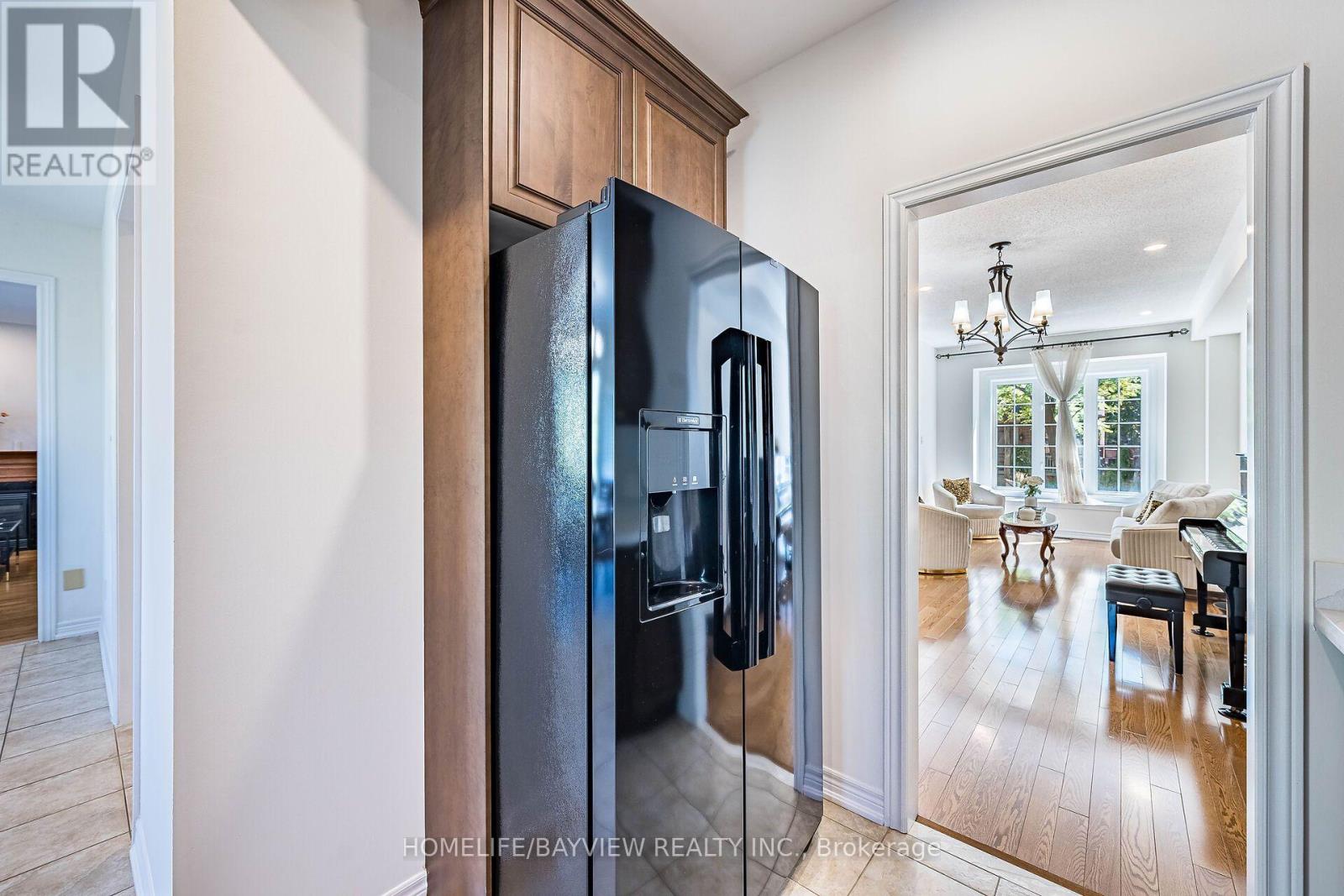 68 Ampezzo Avenue, Vaughan, Ontario  L4H 3K1 - Photo 19 - N13625354