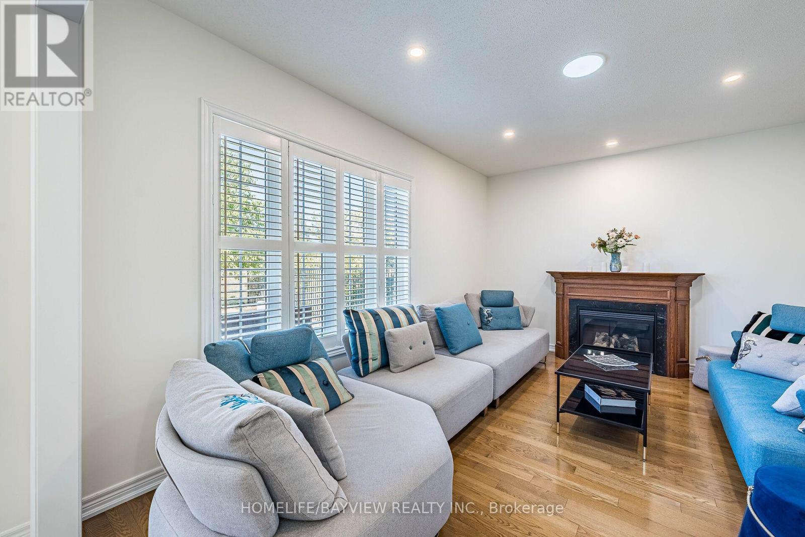 68 Ampezzo Avenue, Vaughan, Ontario  L4H 3K1 - Photo 23 - N13625354