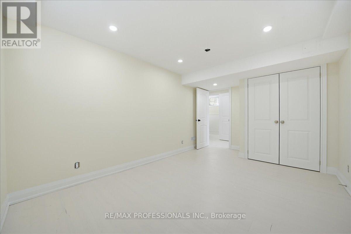 D - 9611 Keele Street, Vaughan (Maple), Ontario  L6A 1M1 - Photo 3 - N13625414