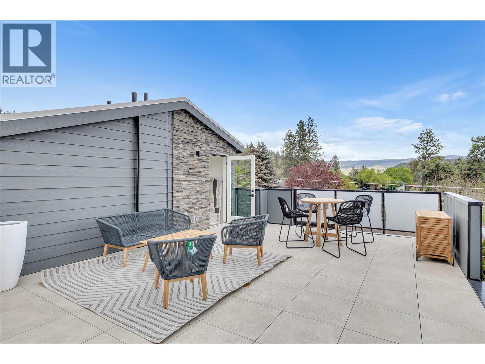 1455 Cara Glen Court Unit# 132, Kelowna, British Columbia  V1V 3B8 - Photo 3 - 10393171