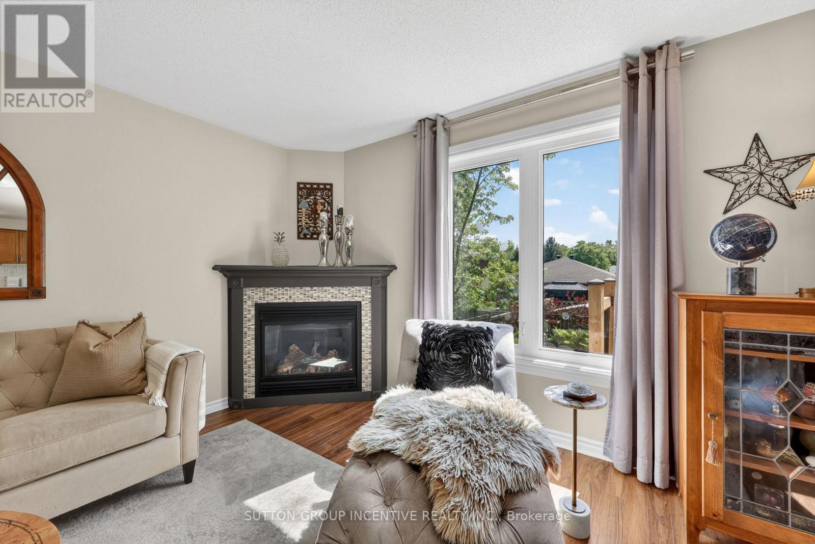 255 Pringle Drive, Barrie, Ontario  L4N 0P4 - Photo 8 - S13625384