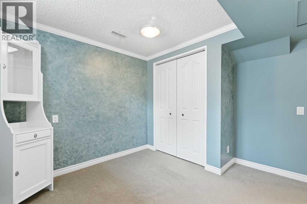 224 Erin Dale Place SE, Calgary, Alberta  T2B 2R7 - Photo 33 - A2333216