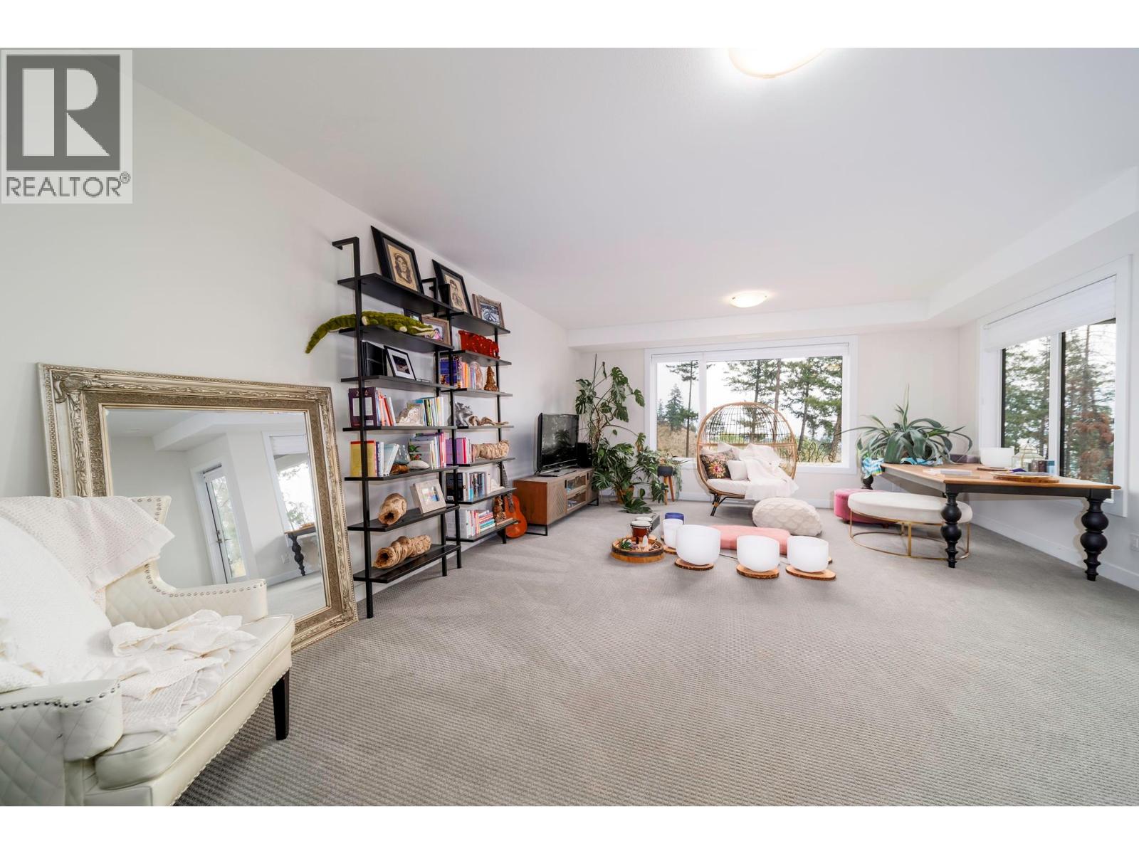 1349 Rocky Point Drive Unit# 2, Kelowna, British Columbia  V1V 0B5 - Photo 32 - 10396427