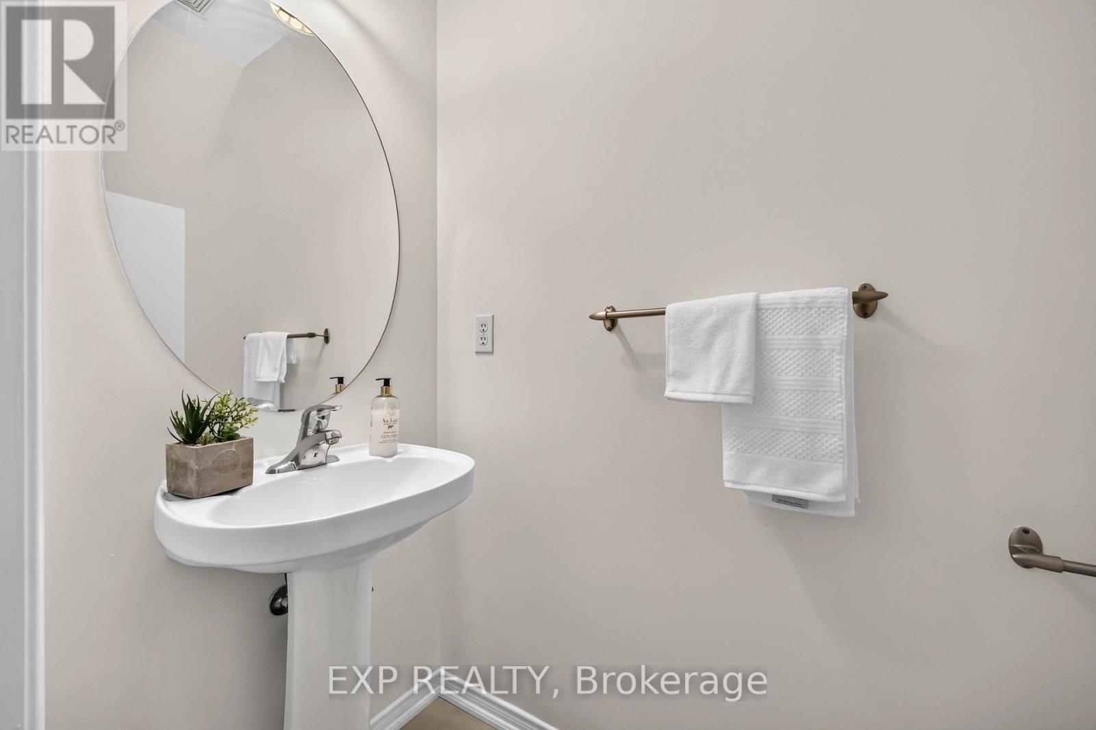 5 Garden Park Lane, Brampton, Ontario  L6X 0H1 - Photo 11 - W13625134