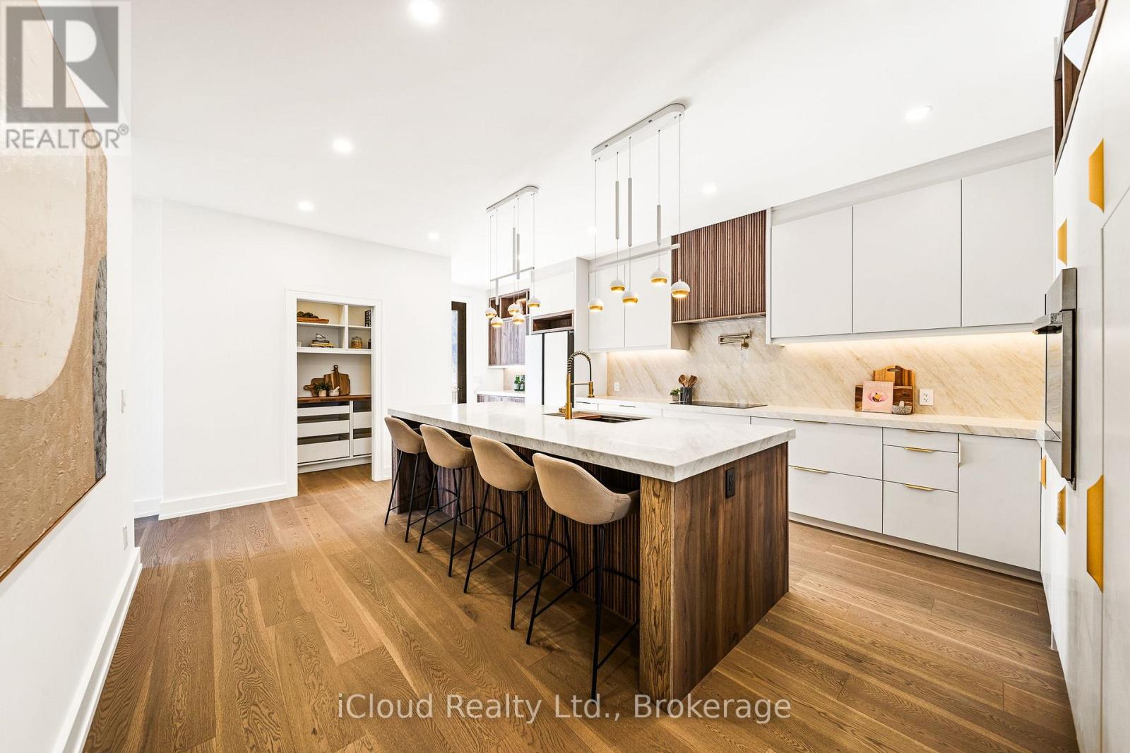 1140 Ogden Avenue, Mississauga, Ontario  L5E 2G9 - Photo 6 - W13625156