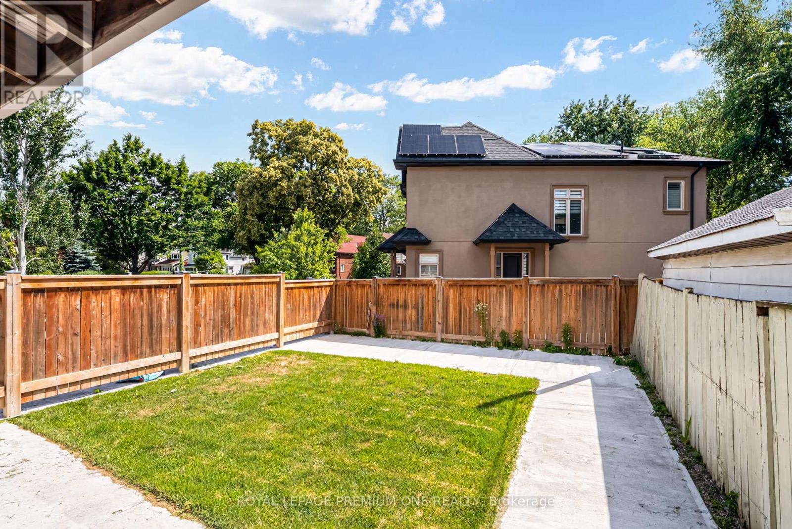 2 - 79 Twenty Fifth Street, Toronto, Ontario M8V 3P7 - Photo 3 - W13625190