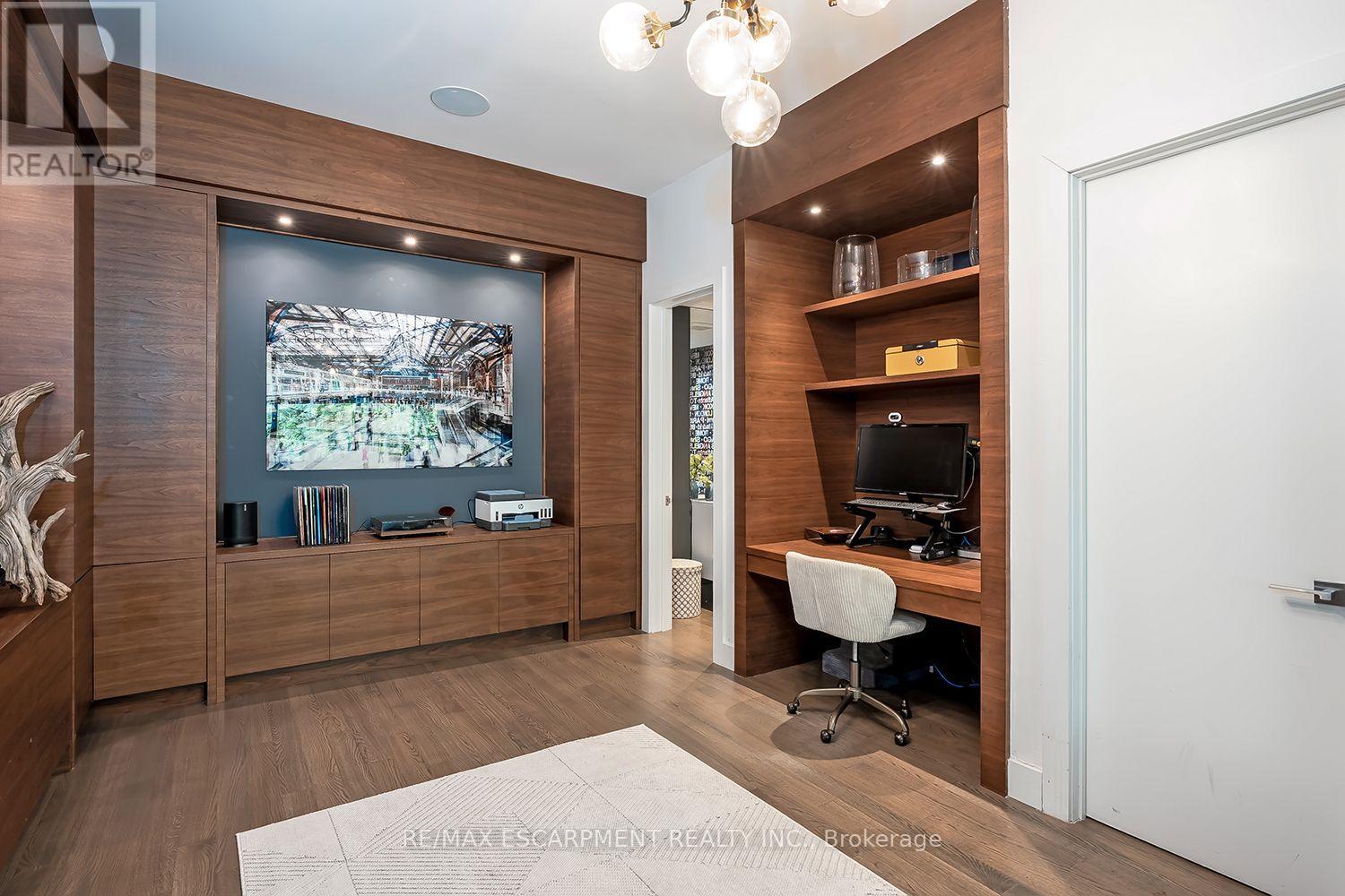 54 Raymar Place, Oakville, Ontario  L6J 6M1 - Photo 8 - W13625250