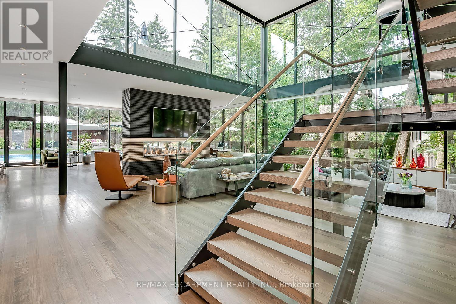54 Raymar Place, Oakville, Ontario  L6J 6M1 - Photo 9 - W13625250