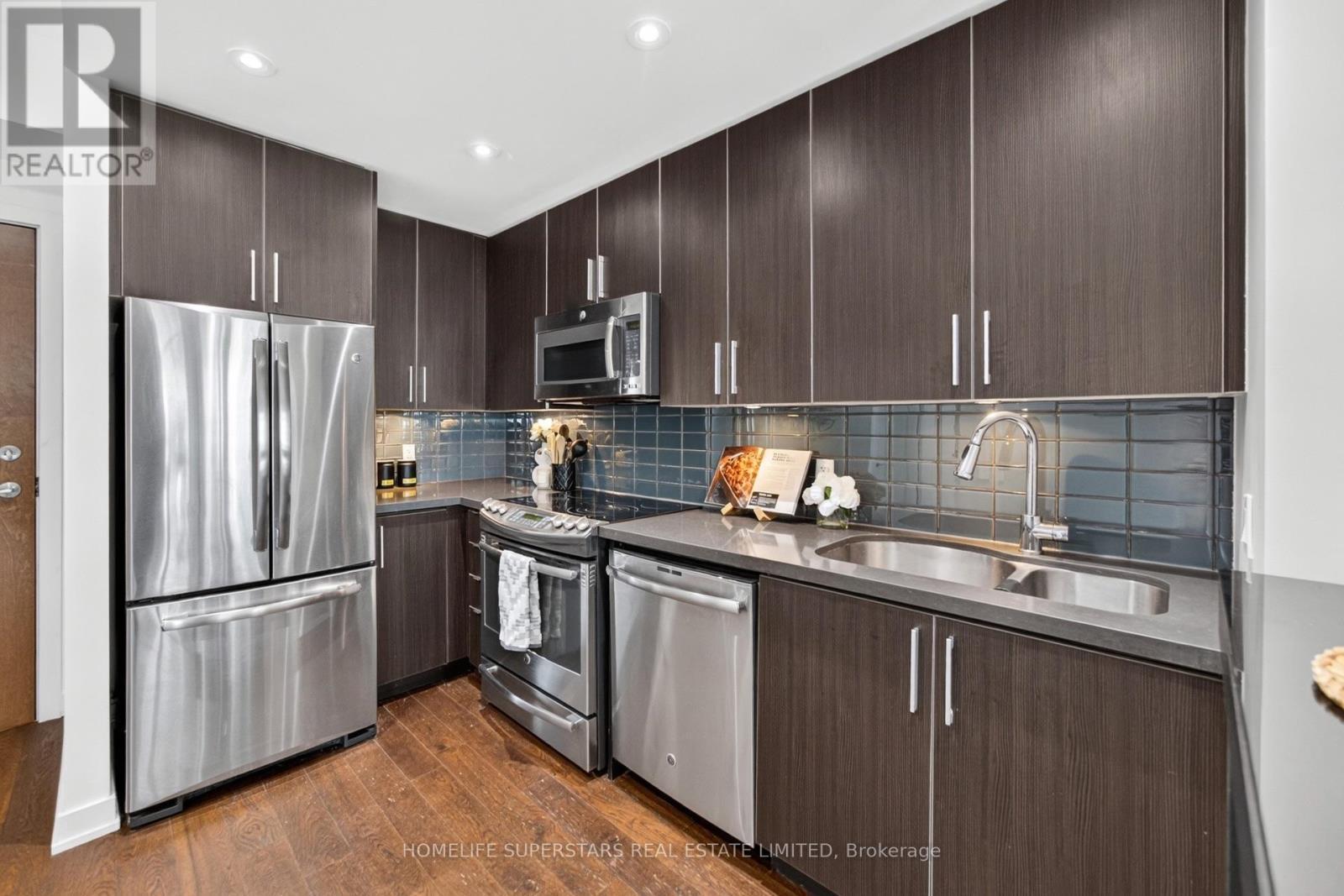 4107 - 2212 Lake Shore Boulevard W, Toronto, Ontario  M8V 0C2 - Photo 5 - W13625298