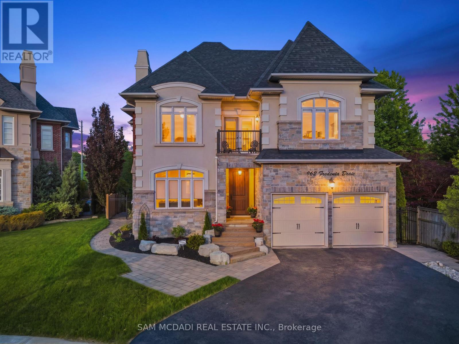 UPPER - 962 FREDONIA DRIVE