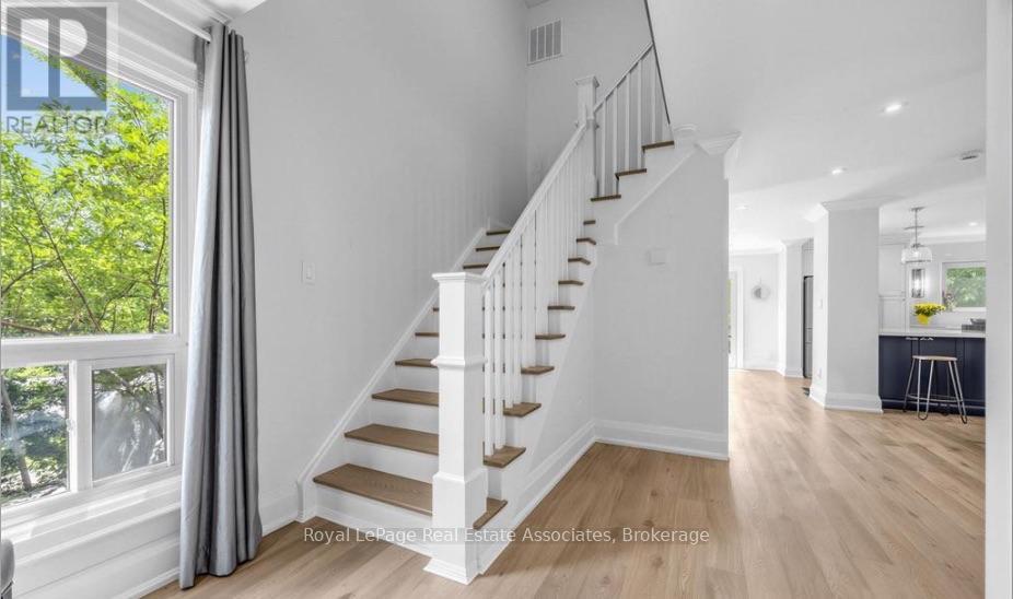 6760 Dolmage Court, Mississauga, Ontario  L5N 4V9 - Photo 11 - W13625346