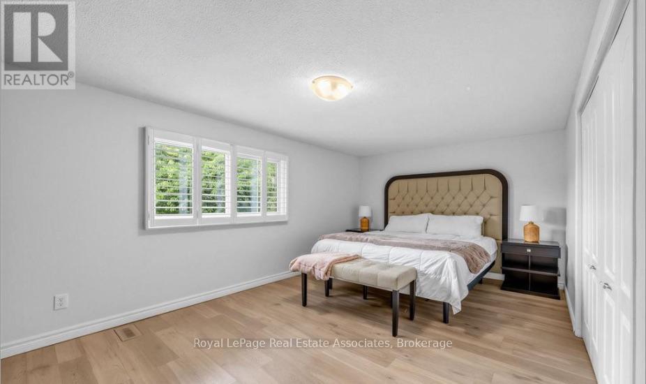 6760 Dolmage Court, Mississauga, Ontario  L5N 4V9 - Photo 13 - W13625346