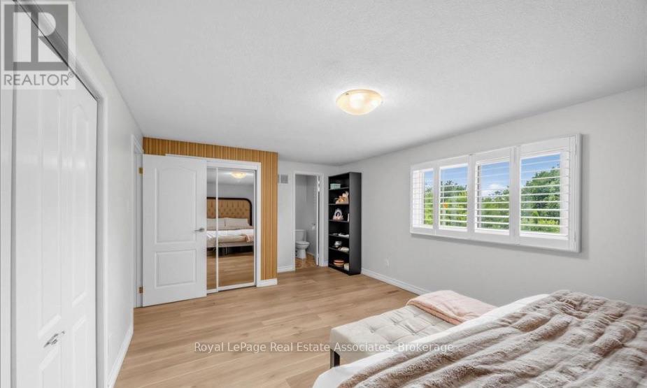 6760 Dolmage Court, Mississauga, Ontario  L5N 4V9 - Photo 14 - W13625346