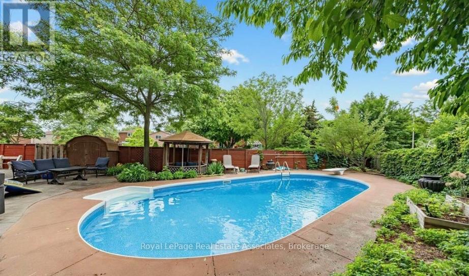 6760 Dolmage Court, Mississauga, Ontario  L5N 4V9 - Photo 24 - W13625346