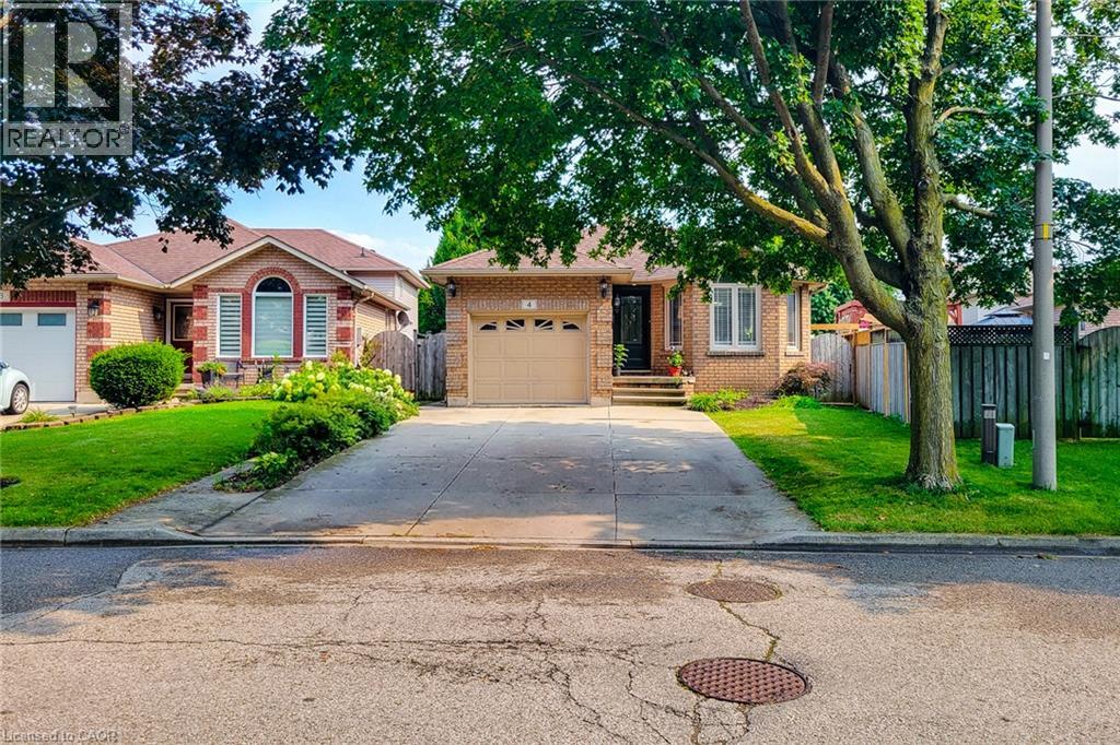 4 TREEVIEW Court, Stoney Creek, Ontario