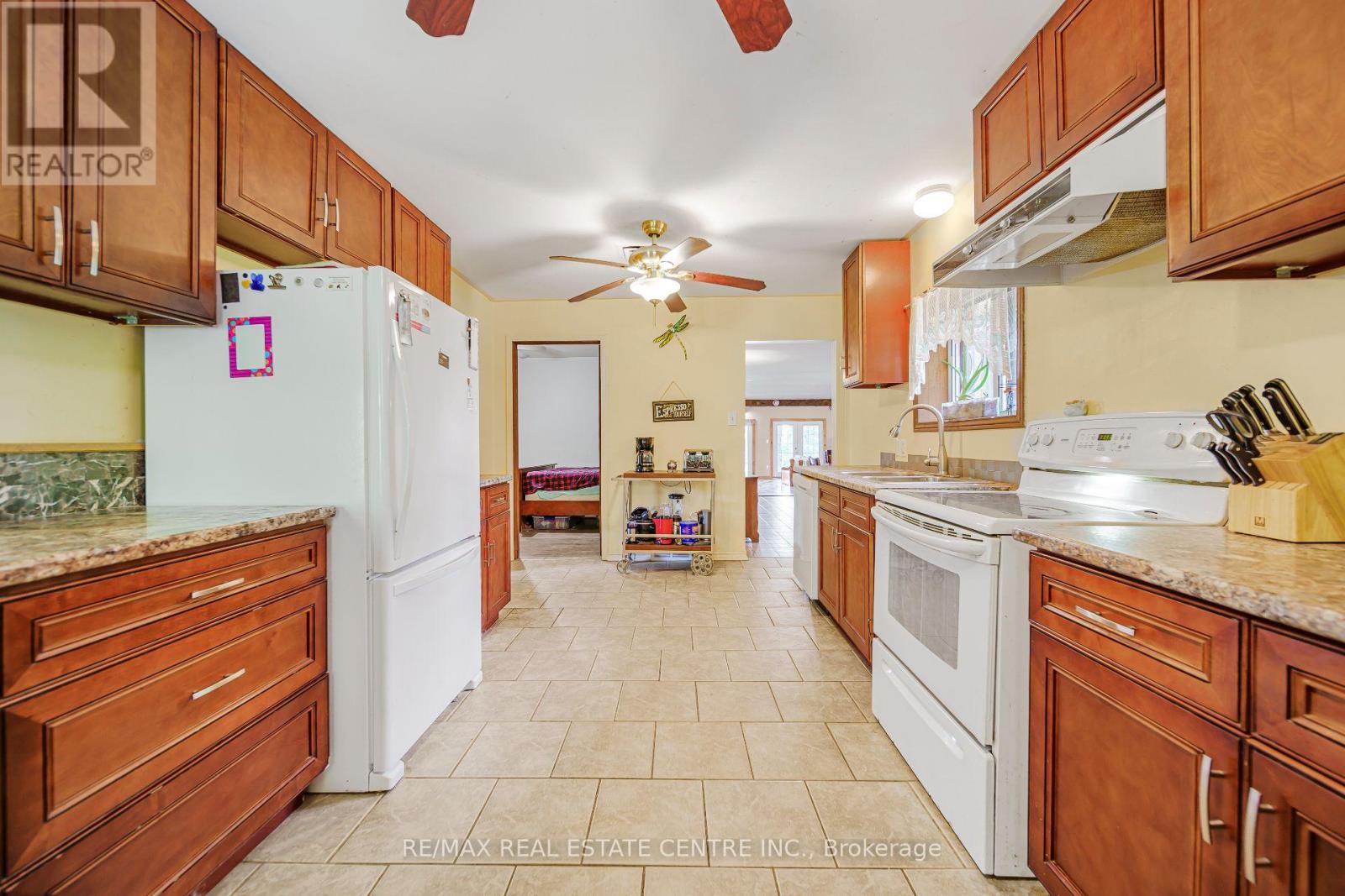 1374 5th Concession Road W, Hamilton, Ontario  L0R 2H2 - Photo 10 - X13625174