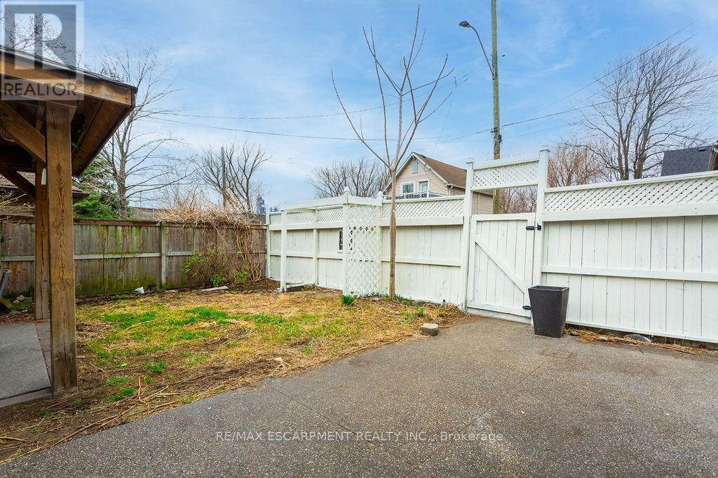 270 Beach Boulevard, Hamilton, Ontario  L8H 6W1 - Photo 37 - X13625188