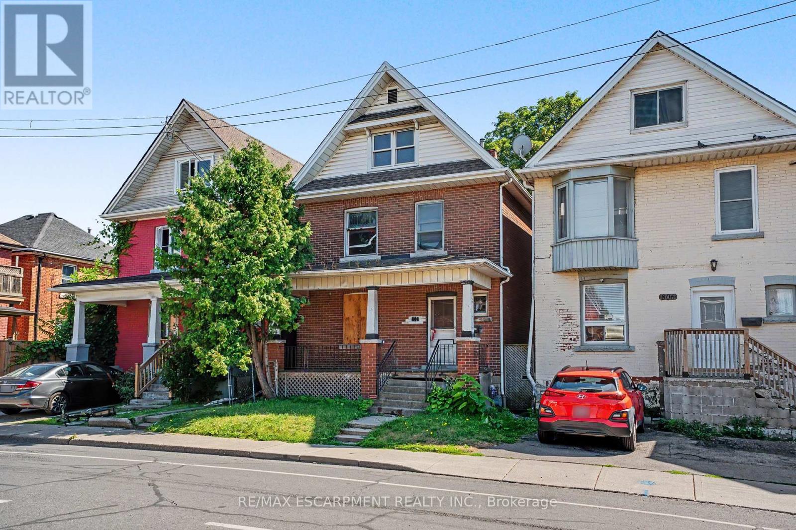 808 Cannon Street E, Hamilton, Ontario  L8L 2E8 - Photo 2 - X13625226