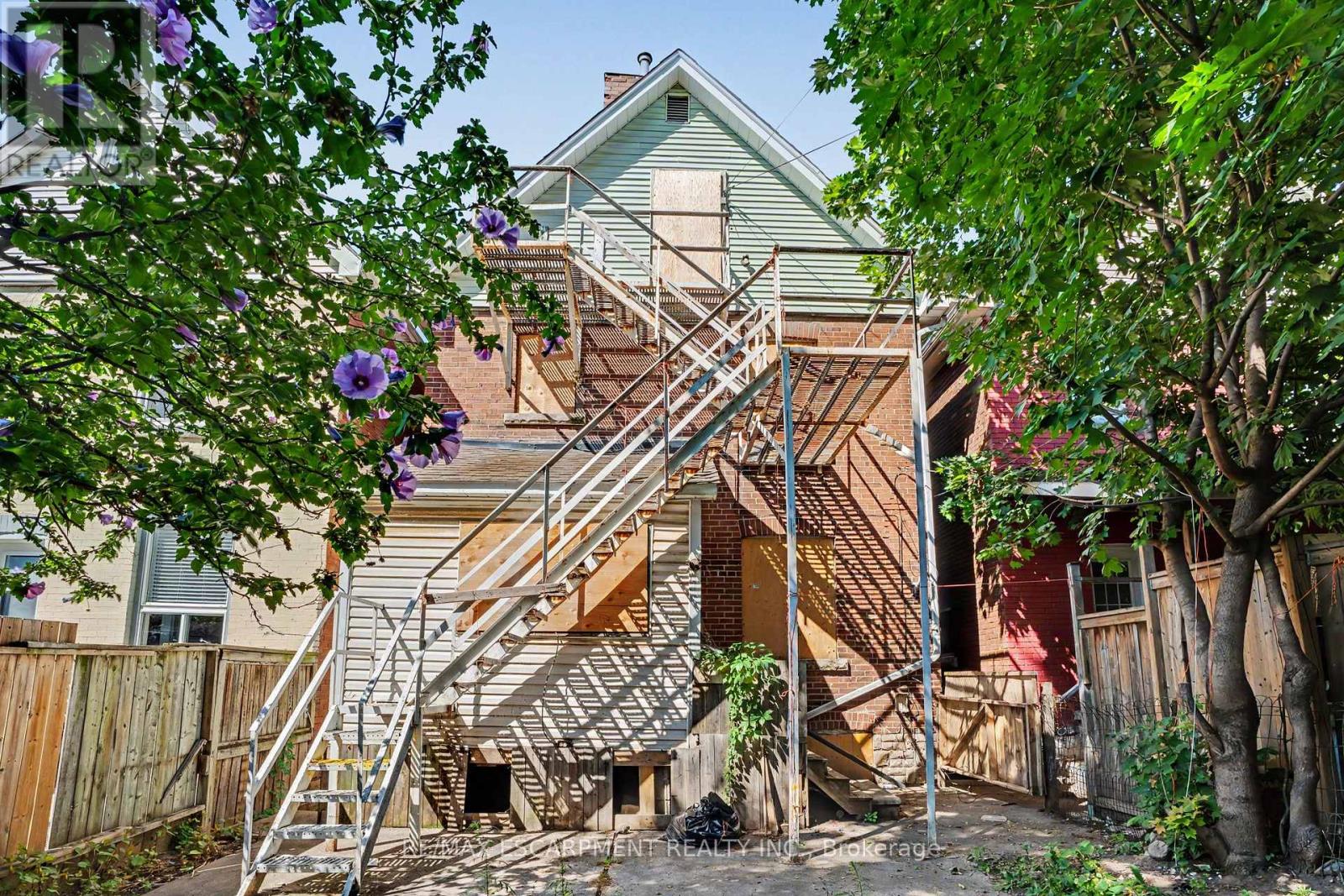 808 Cannon Street E, Hamilton, Ontario  L8L 2E8 - Photo 6 - X13625226