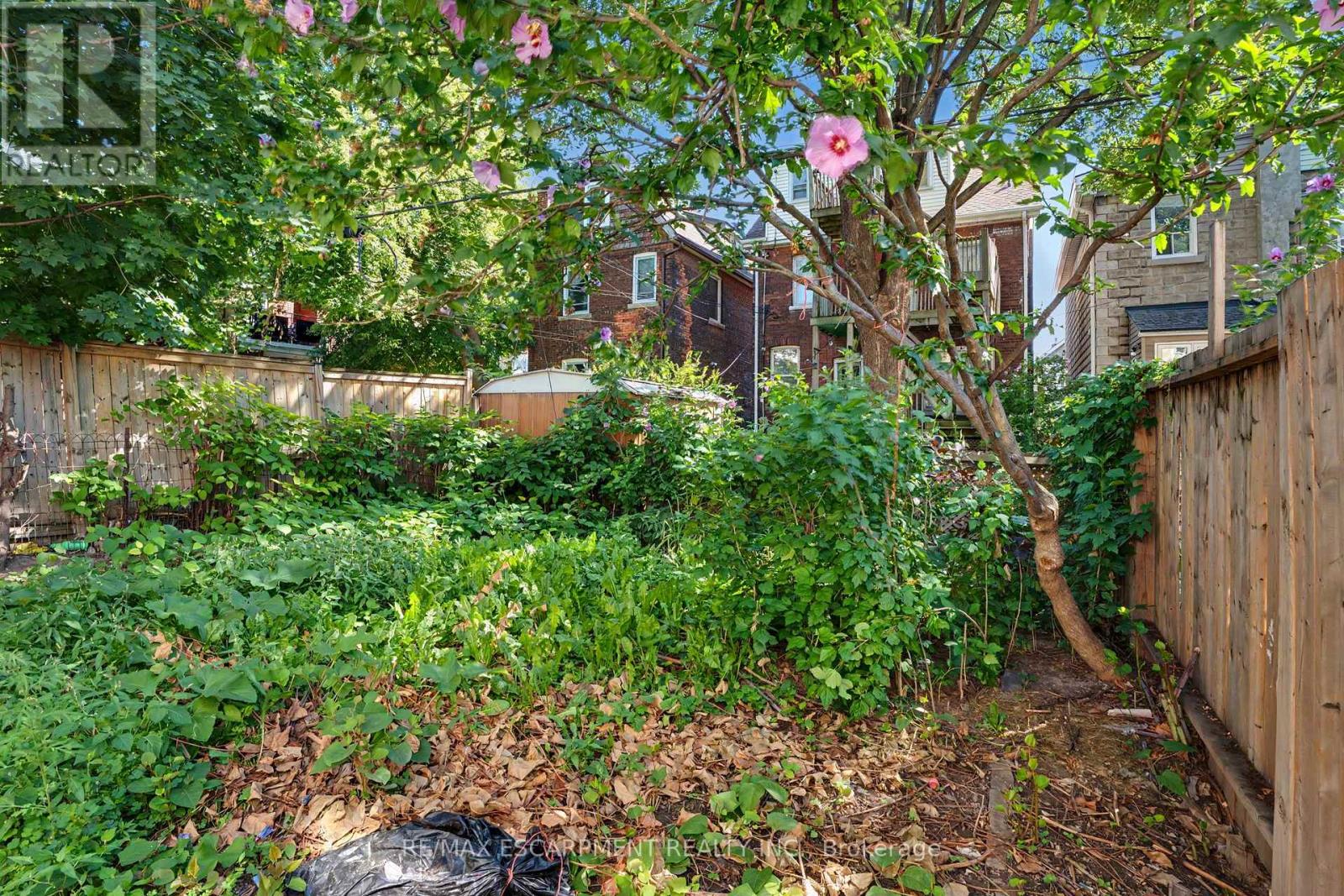 808 Cannon Street E, Hamilton, Ontario  L8L 2E8 - Photo 8 - X13625226