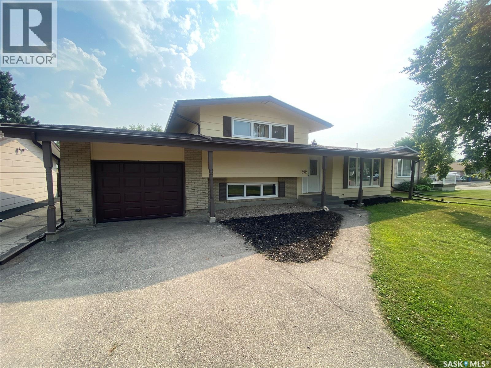 392 Circlebrooke DRIVE, yorkton, Saskatchewan