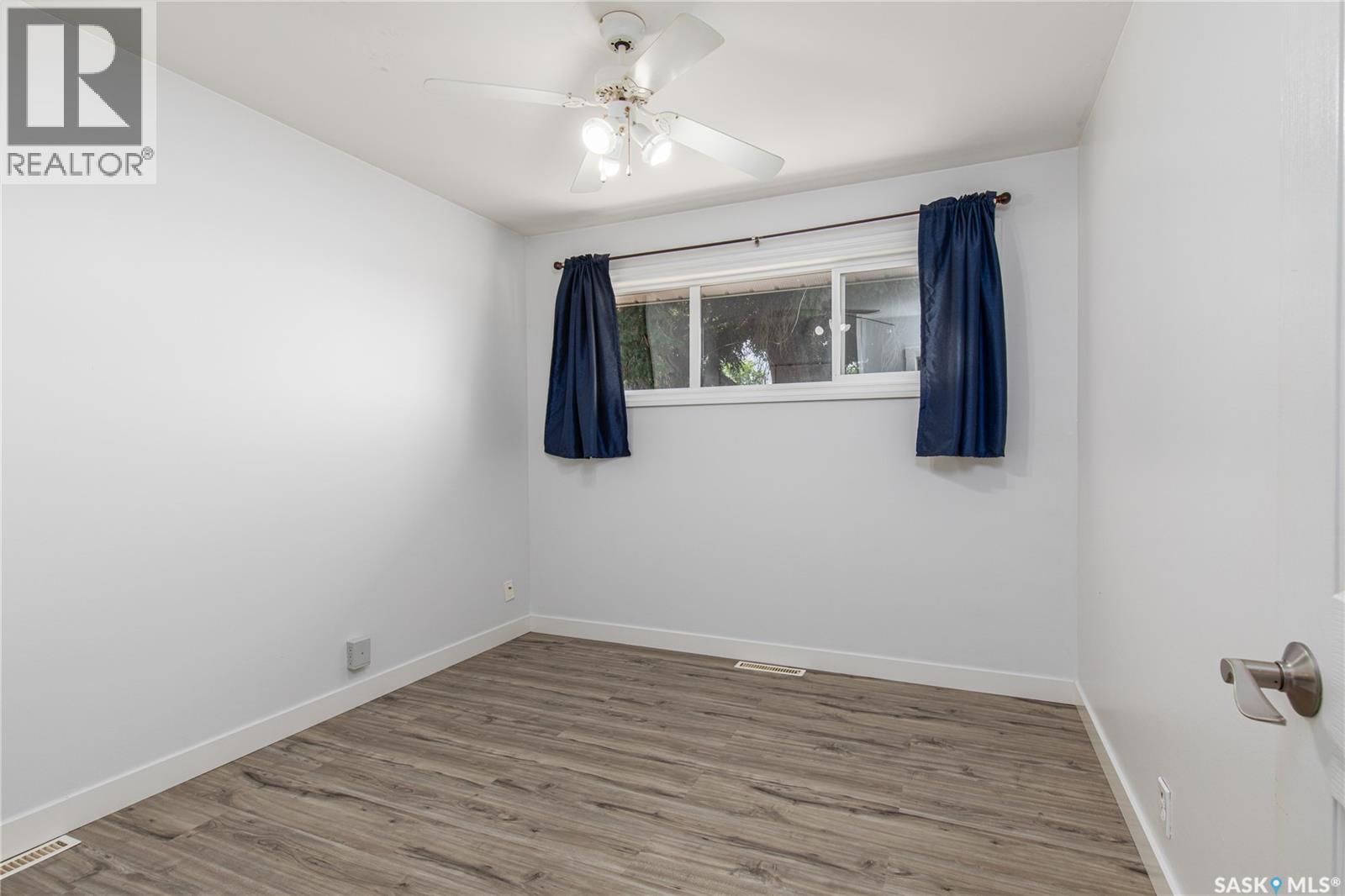 1337 7th Avenue Nw, Moose Jaw, Saskatchewan  S6H 4C8 - Photo 32 - SK043889