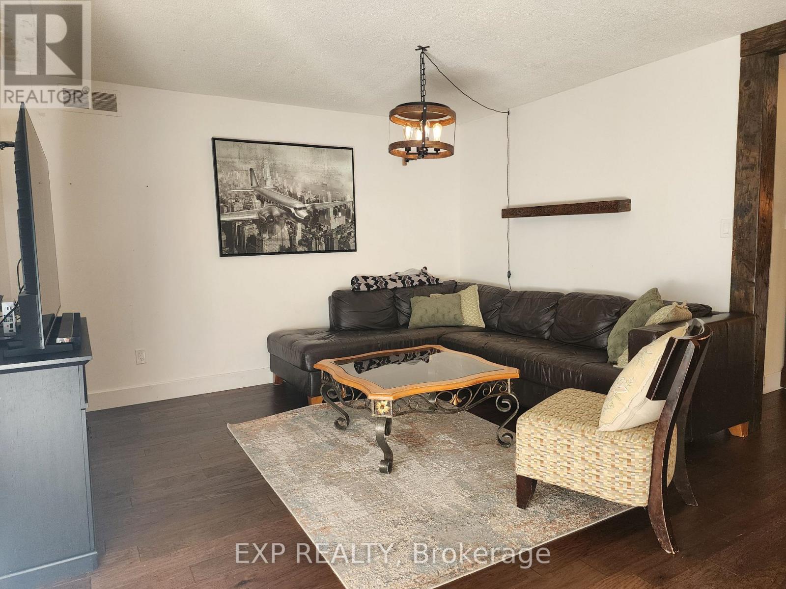 2832 Windwood Drive, Mississauga, Ontario L5N 1W7 - Photo 9 - W13624384