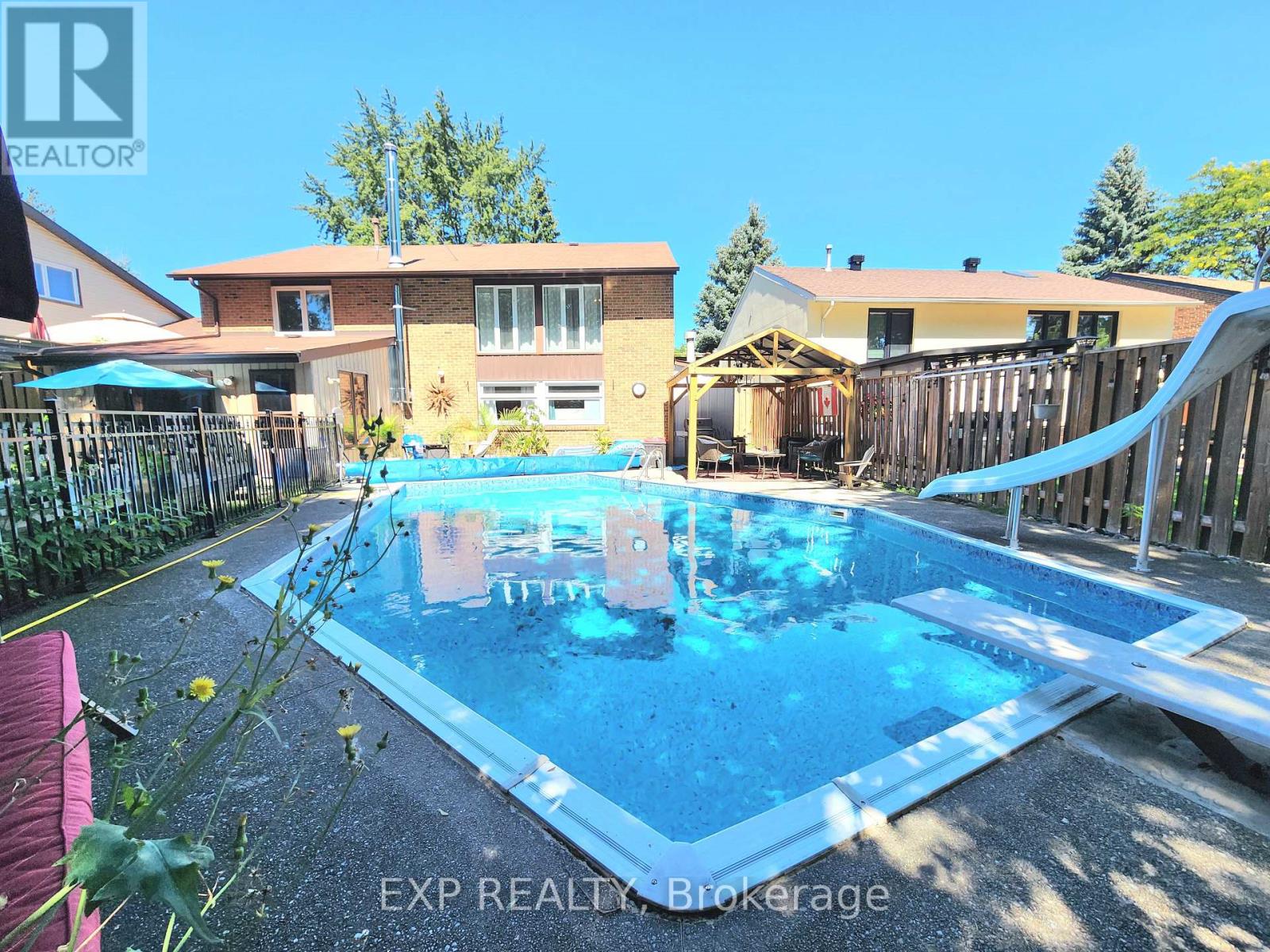 2832 Windwood Drive, Mississauga, Ontario L5N 1W7 - Photo 2 - W13624384