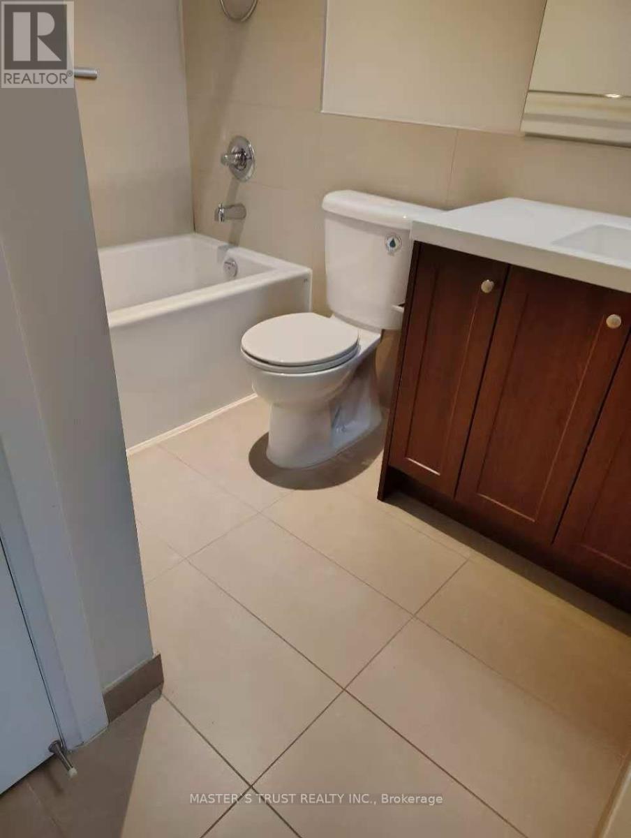 726 - 2 Old Mill Drive, Toronto, Ontario  M6S 0A2 - Photo 9 - W13624600