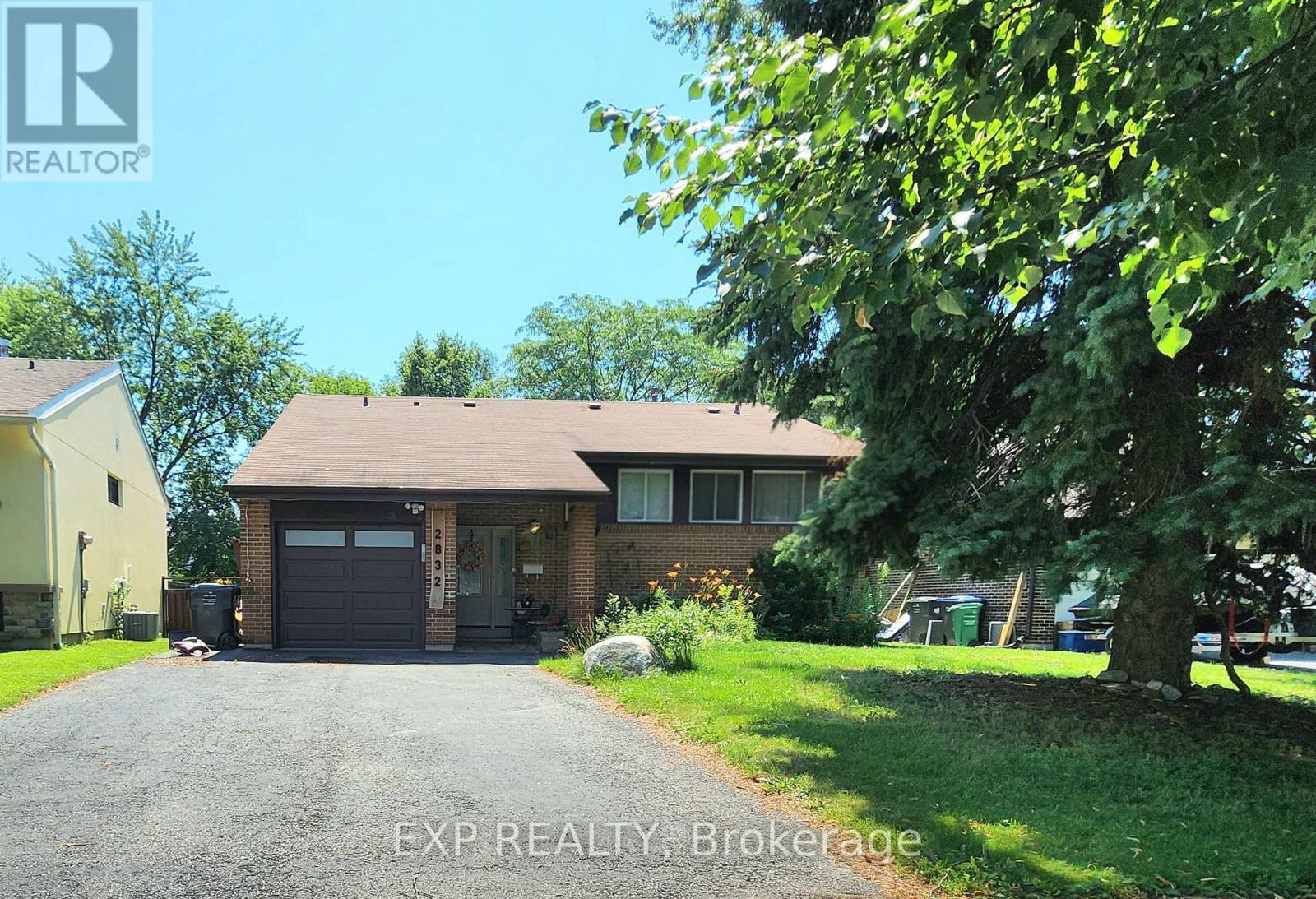 2832 Windwood Drive, Mississauga, Ontario L5N 1W7 - Photo 3 - W13624384