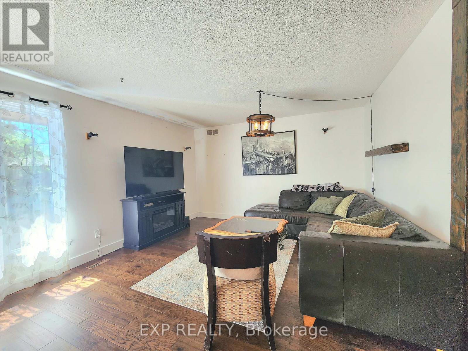 2832 Windwood Drive, Mississauga, Ontario L5N 1W7 - Photo 8 - W13624384