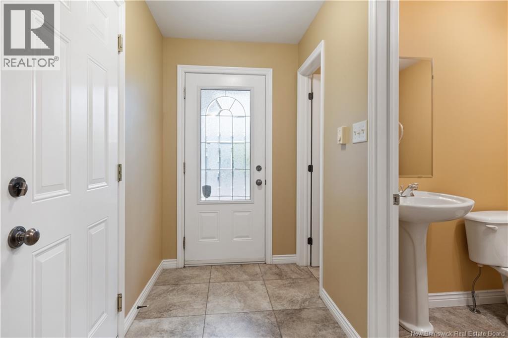 110 Domethilde Crescent Unit# 3, Dieppe, New Brunswick  E1A 8R3 - Photo 2 - NB145099
