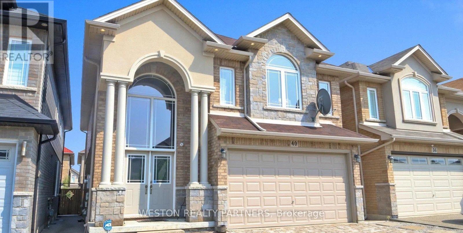 40 Pinemeadow Drive, Hamilton, Ontario L9A 0B6 - Photo 2 - X13614802
