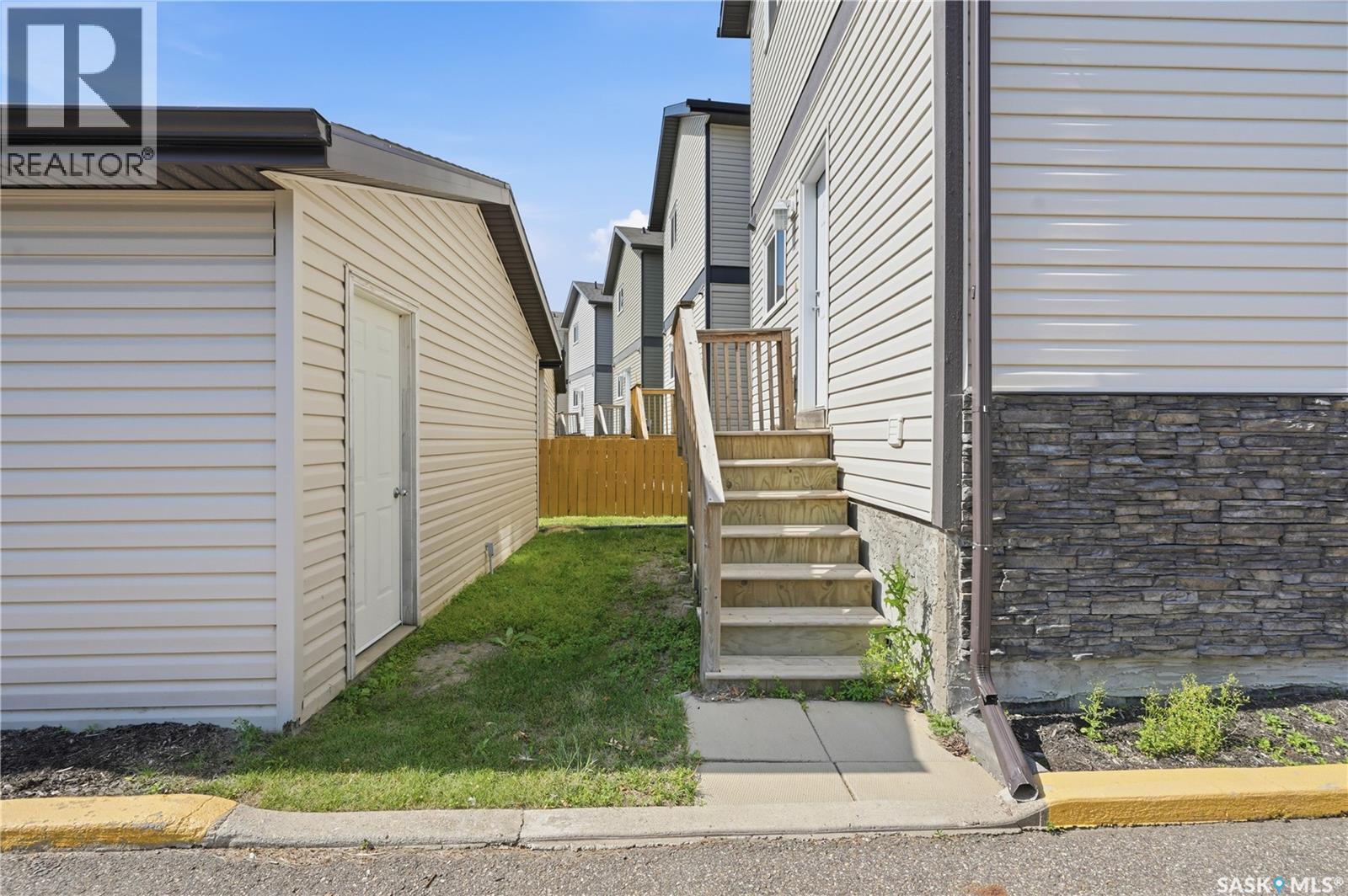 317 315 Hampton Circle, Saskatoon, Saskatchewan  S7R 0J7 - Photo 38 - SK044071