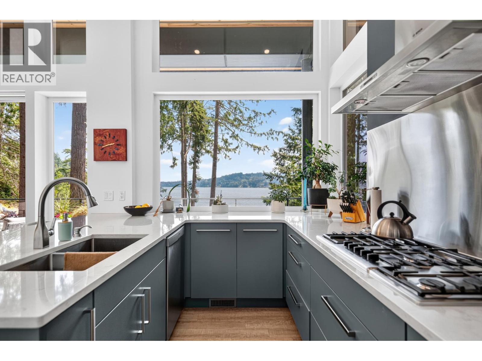 6043 Coracle Drive, Sechelt, British Columbia  V7Z 0C9 - Photo 20 - R3151066