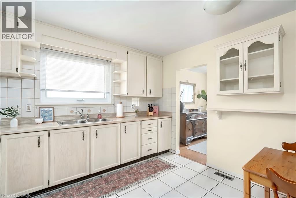 652 Ardleigh Crescent, Burlington, Ontario  L7L 4K8 - Photo 8 - 40850665