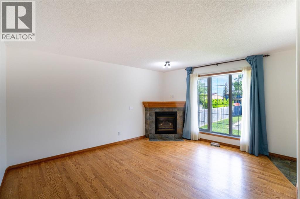 8, 120 Ross Avenue, Cochrane, Alberta T4C 2E5 - Photo 10 - A2318667