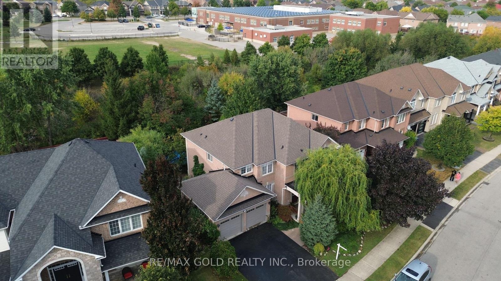 40 Maldives Crescent, Brampton, Ontario  L6P 1L3 - Photo 43 - W13623324