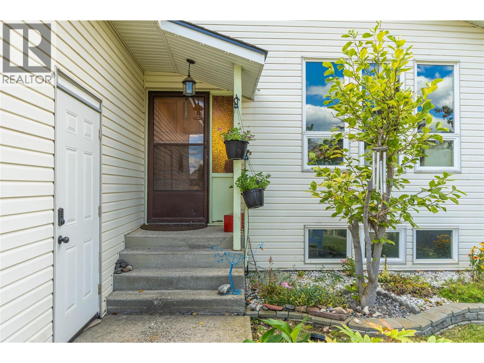 1579 Napier Place, Kamloops, British Columbia  V2B 7S1 - Photo 11 - 10396207