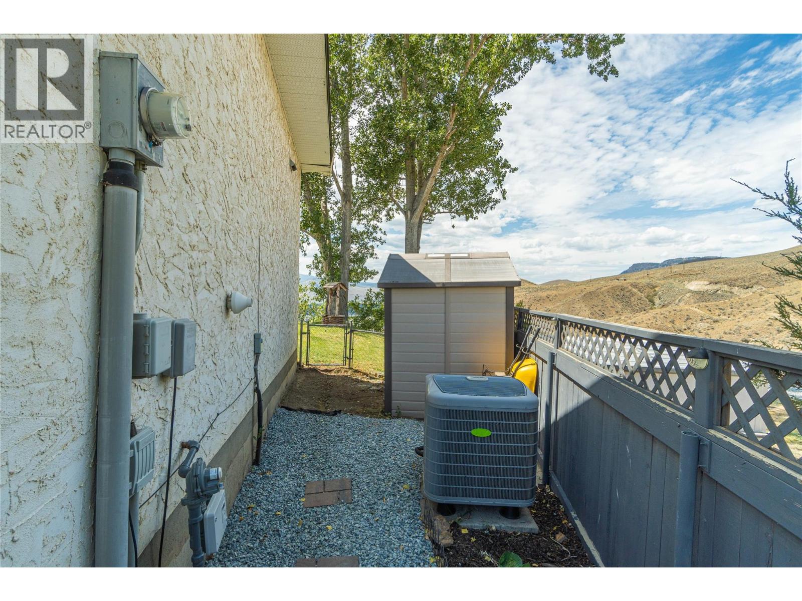 1579 Napier Place, Kamloops, British Columbia  V2B 7S1 - Photo 4 - 10396207