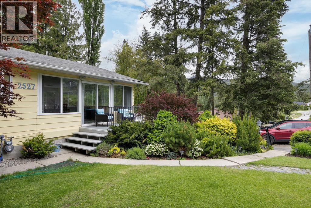 2527 Islandview Road, Blind Bay, British Columbia  V0E 1H2 - Photo 35 - 10396054
