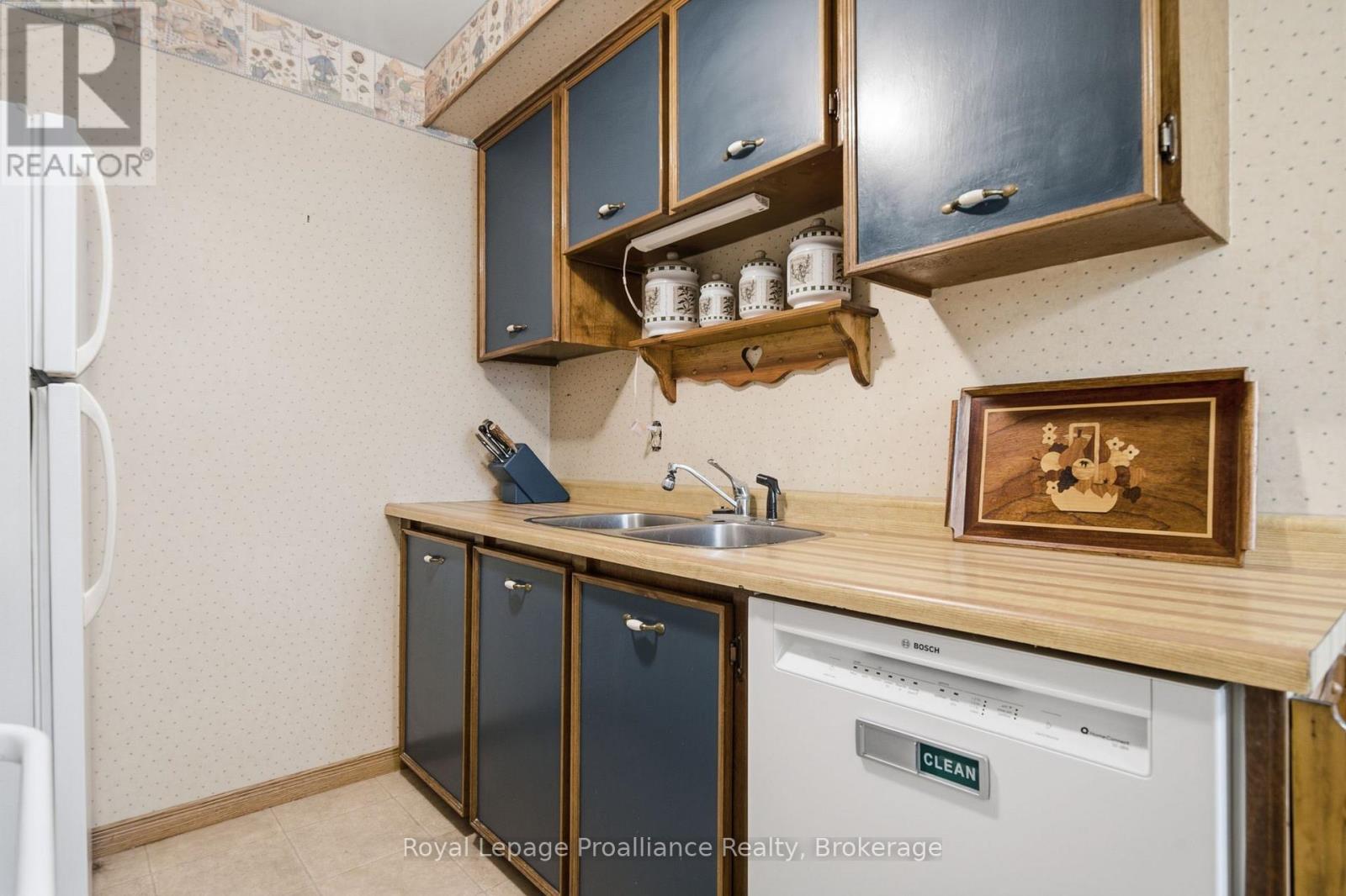 H - 11 Prince Of Wales Drive, Belleville, Ontario K8P 2T5 - Photo 12 - X13625446