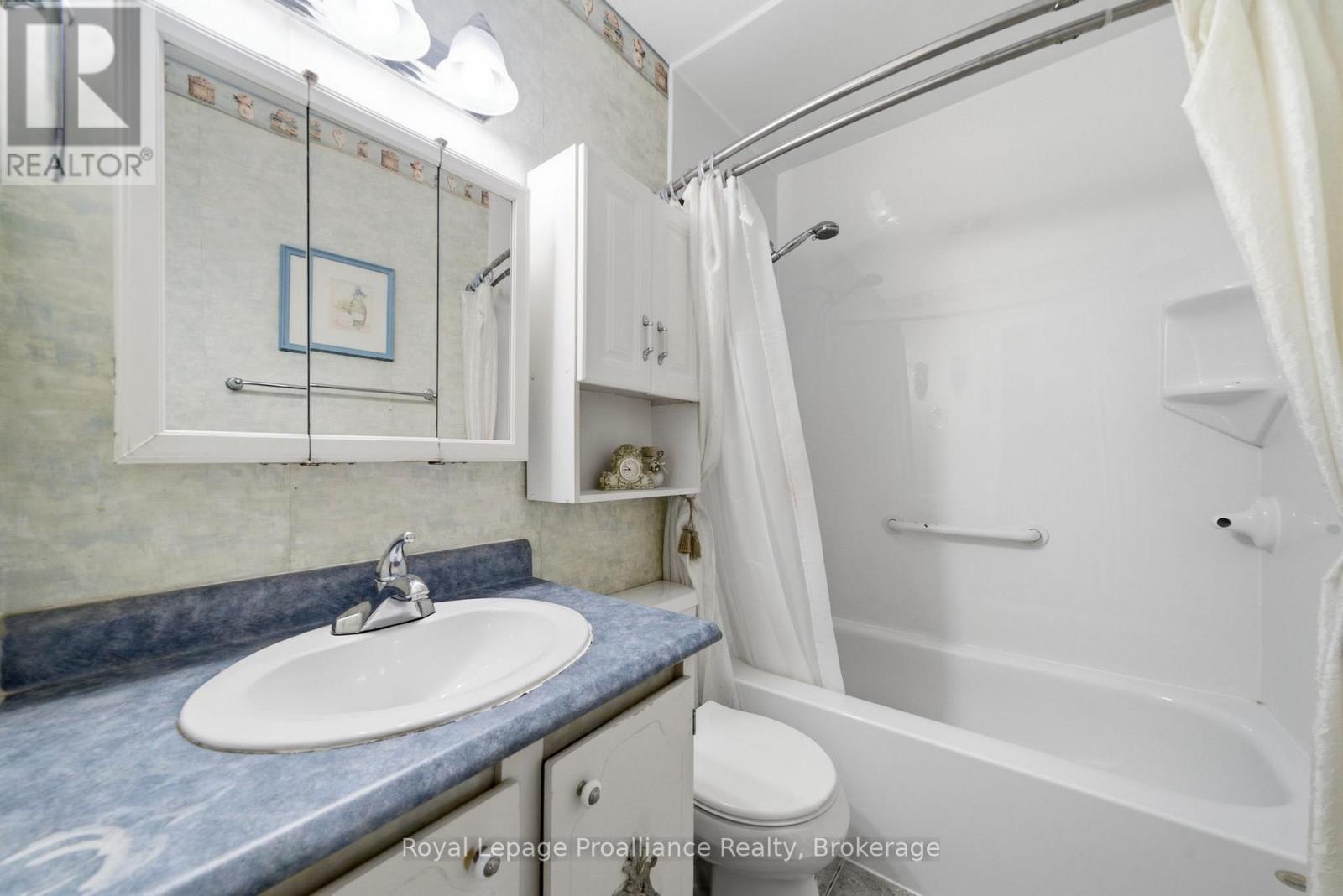 H - 11 Prince Of Wales Drive, Belleville, Ontario K8P 2T5 - Photo 25 - X13625446