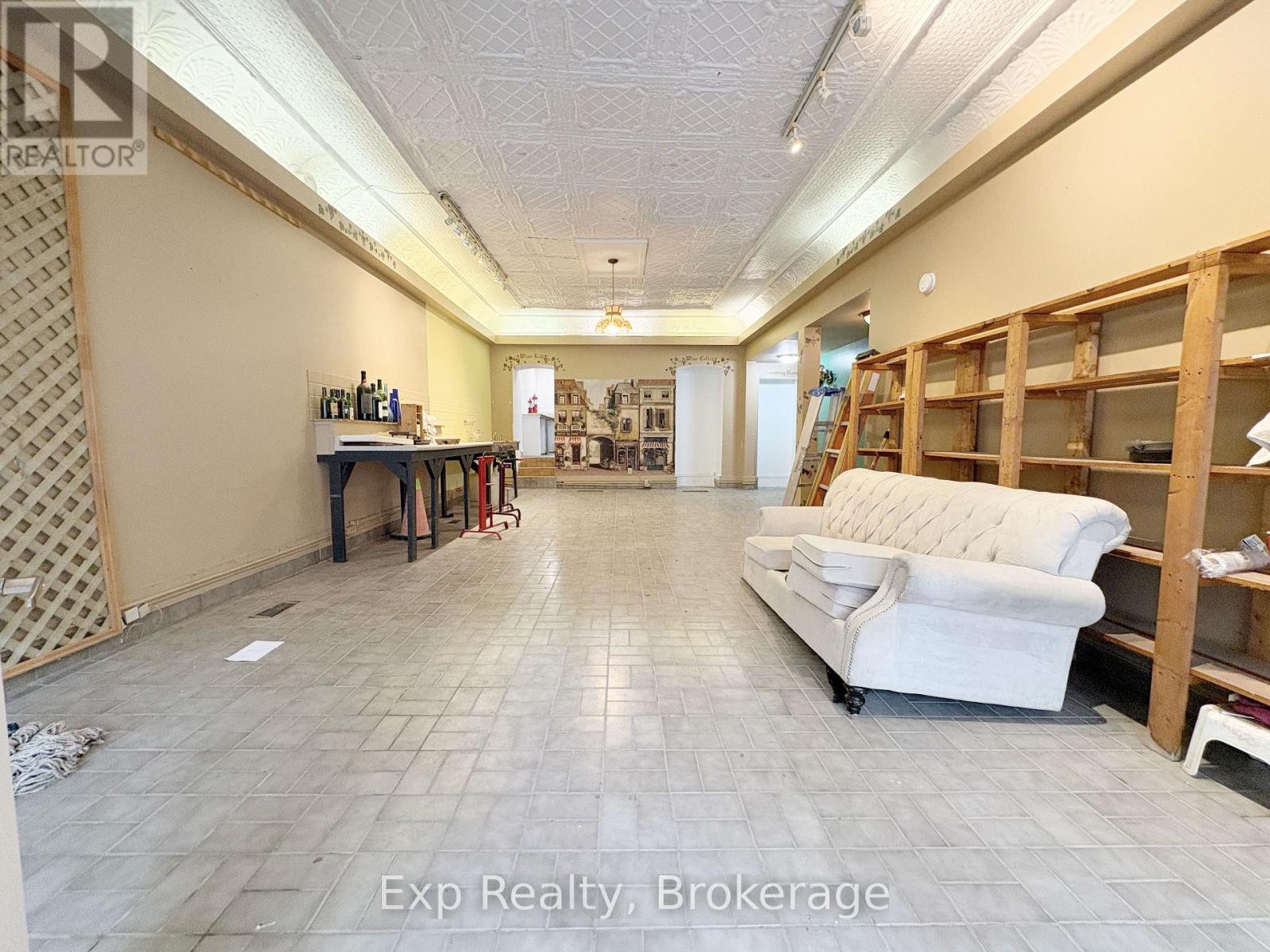 41 Dundas Street E, Greater Napanee, Ontario  K7R 1H7 - Photo 2 - X13625492