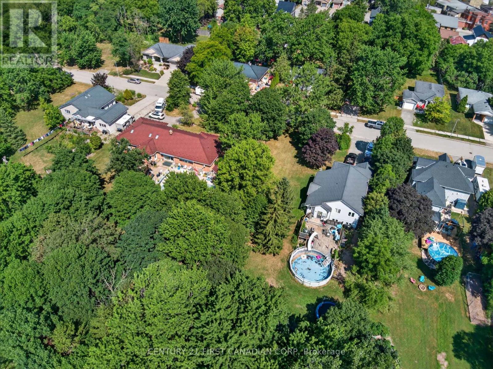 157 Princess Street, Lucan Biddulph, Ontario  N0M 2J0 - Photo 6 - X13625486