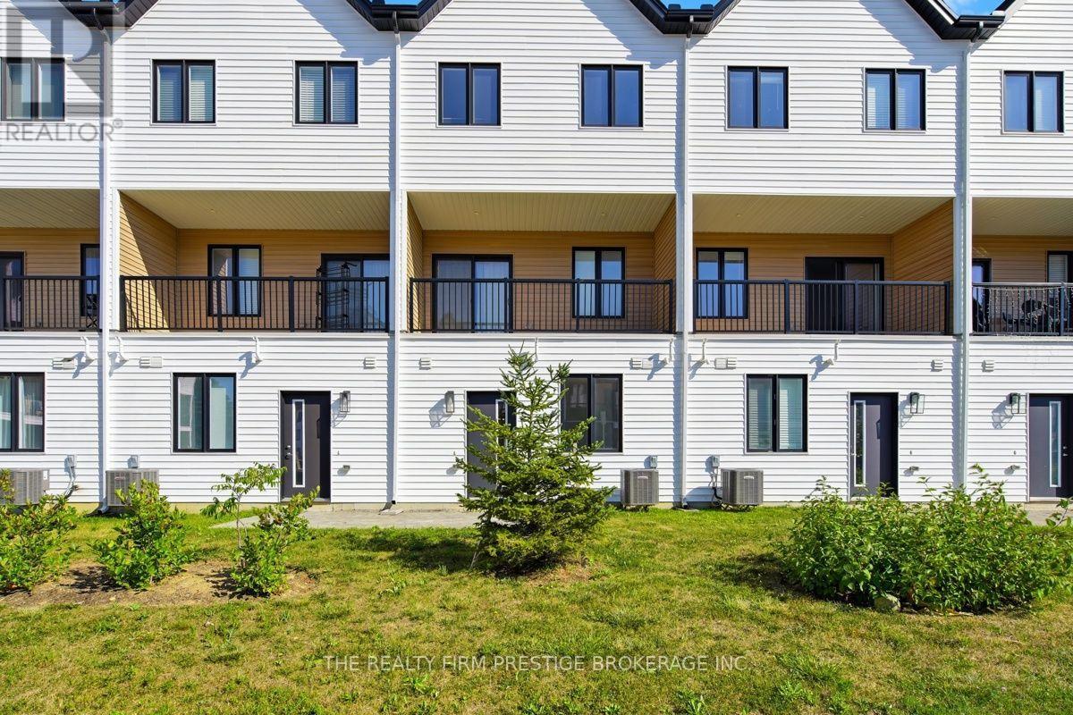 28 - 1595 Capri Crescent, London North, Ontario  N6G 3P2 - Photo 26 - X13625518